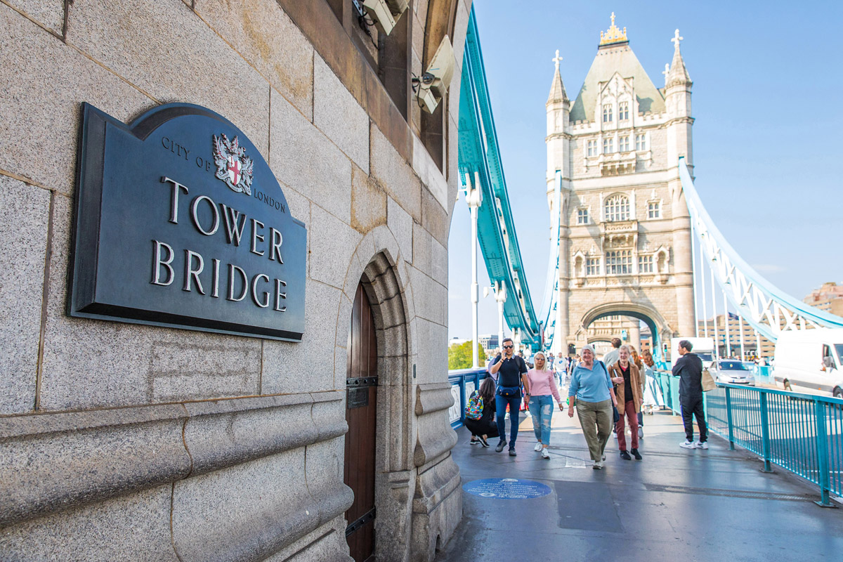 London (England)